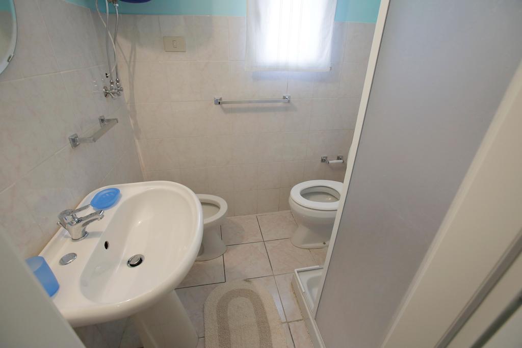Appartamento Topazio Letojanni Ruang foto